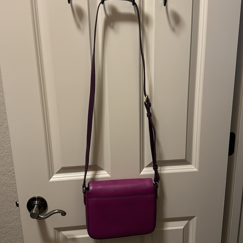 A Purple Leather Vera Bradley Bag! - Picture 7 of 8